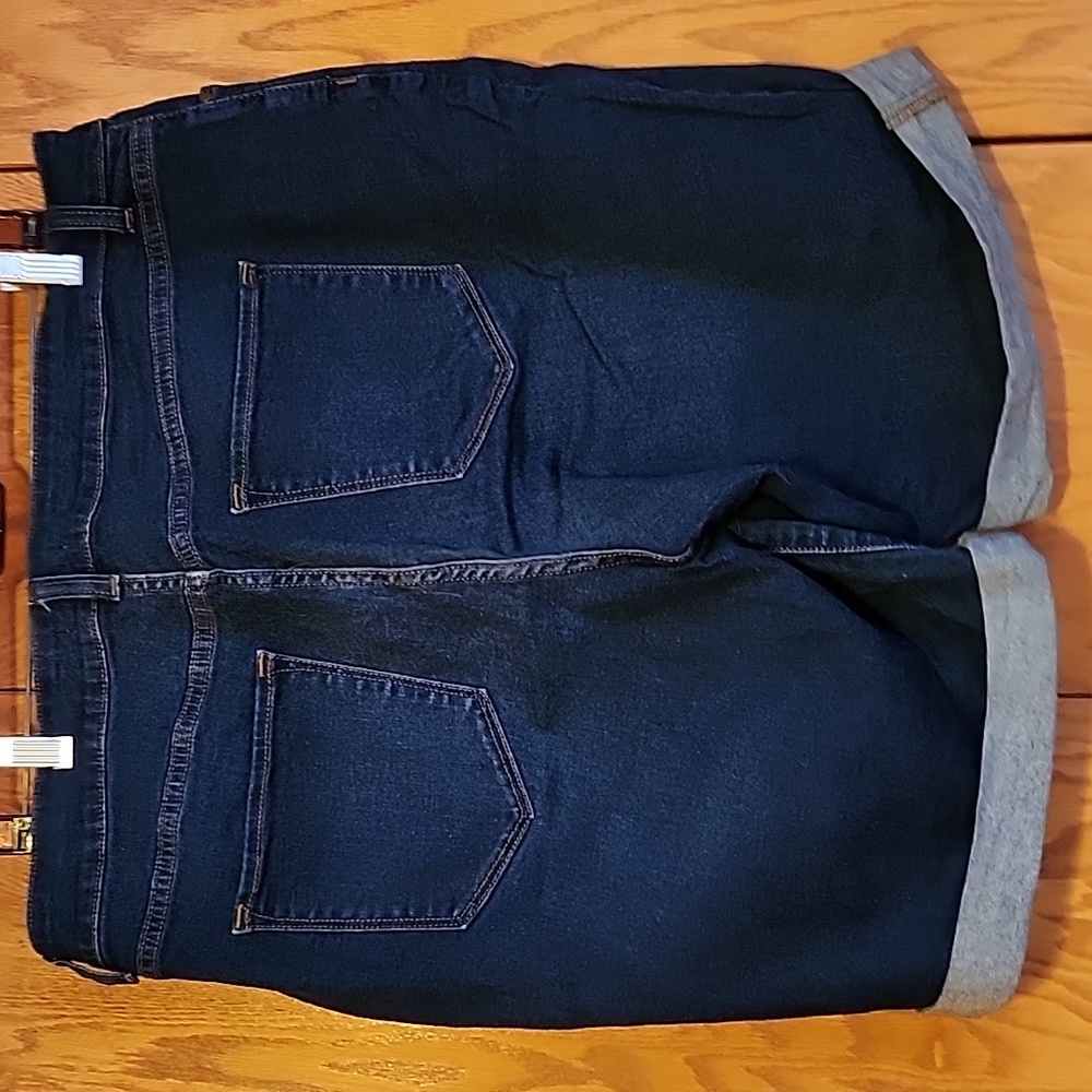 Women's denim rolled cuff shorts size 16 - Picture 2 of 4